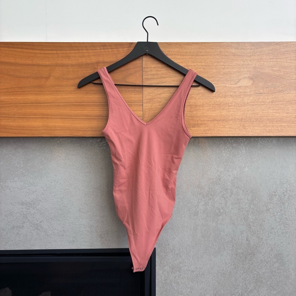 Abercrombie & Fitch V Neck BodySuit, Size XS